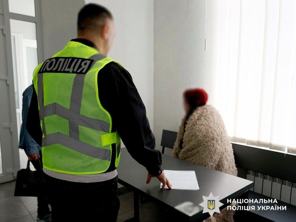 На Житомирщині 17-річну дівчину підозрюють у вбивстві військового на замовлення РФ 5