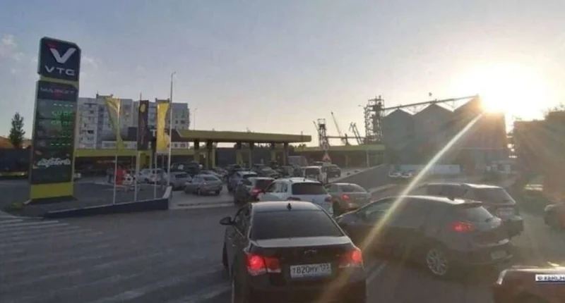 Черги на заправках в Криму