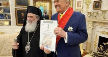 Президент США Дональд Трамп і єрусалимський патріарх Феофіл III