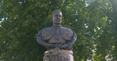 Мазепа у Лаврі