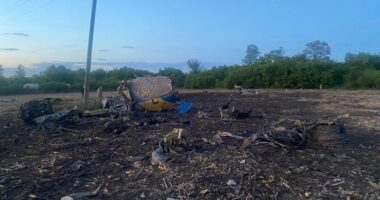 У ДБР розслідують падіння військового літака на Хмельниччині