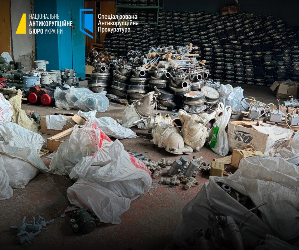 НАБУ викрило схему розкрадання військового майна 2