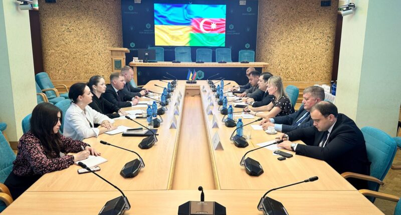Зустріч з представниками Азербайджану