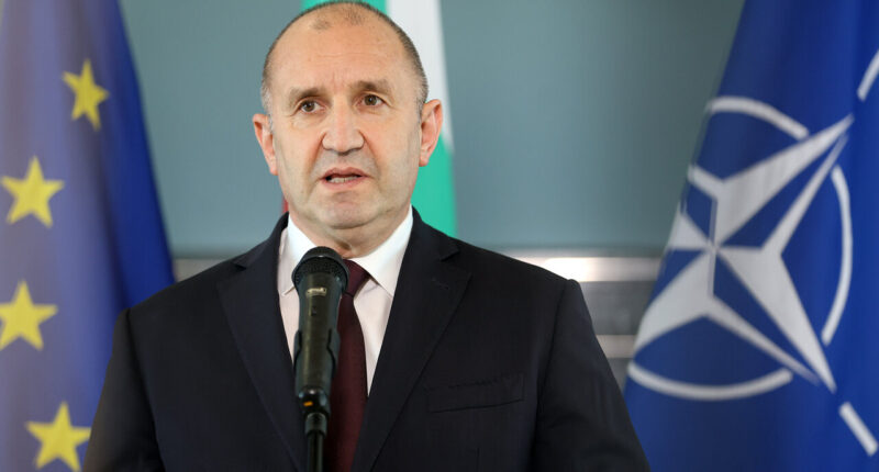 Болгарія більше не може передавати зброю Україні